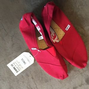 Red toms